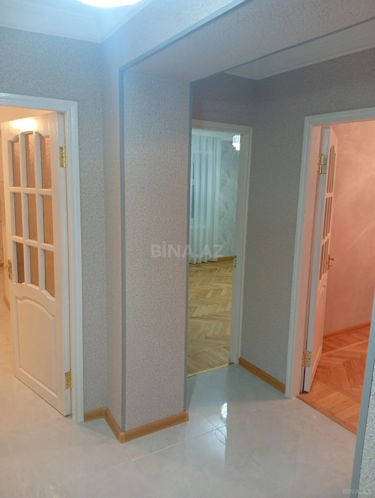Satılır 2 otaqlı mənzil 65 m²