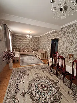 Satılır 5 otaqlı həyət evi 160 m²