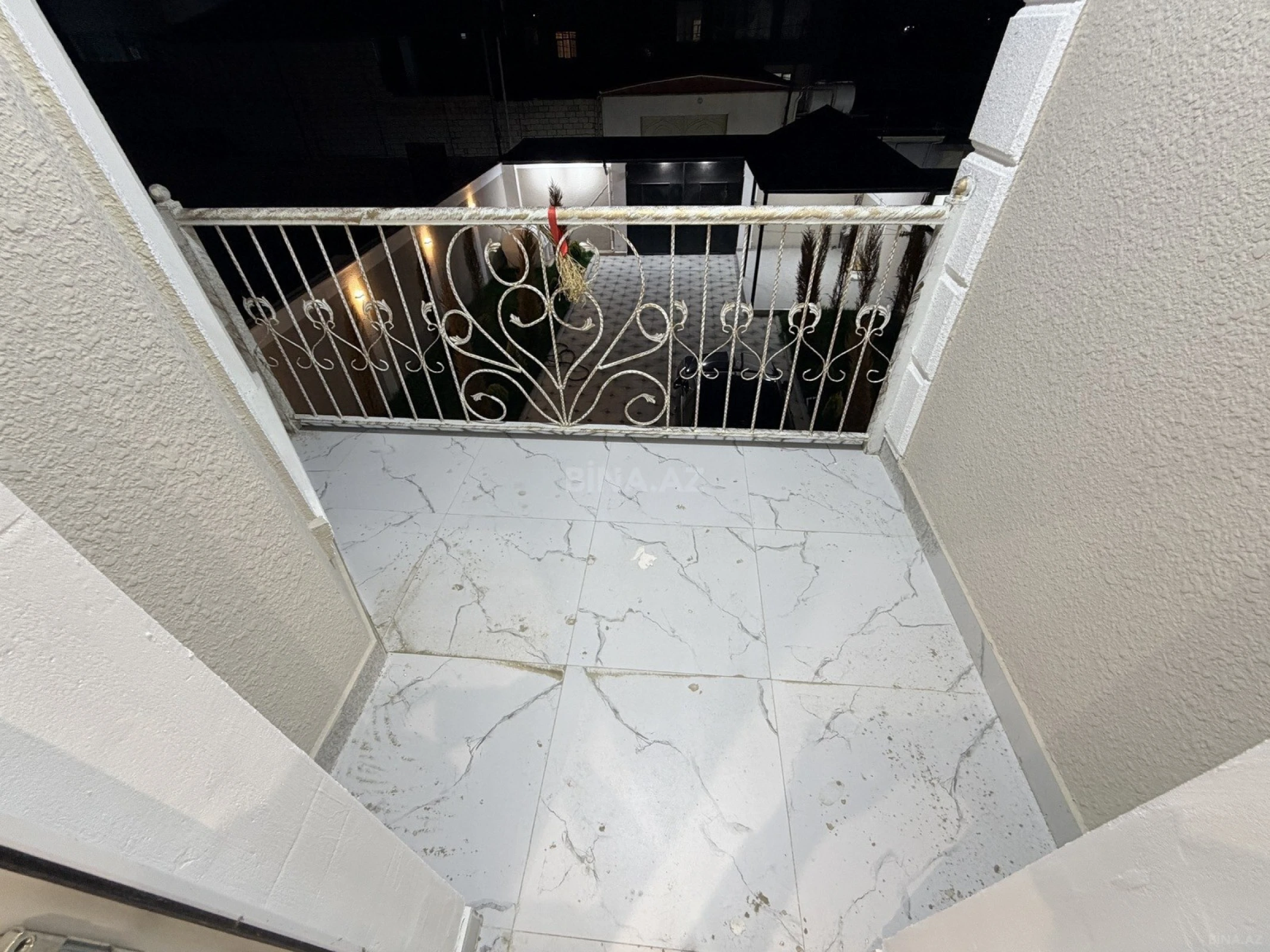 Satılır 6 otaqlı həyət evi 200 m²