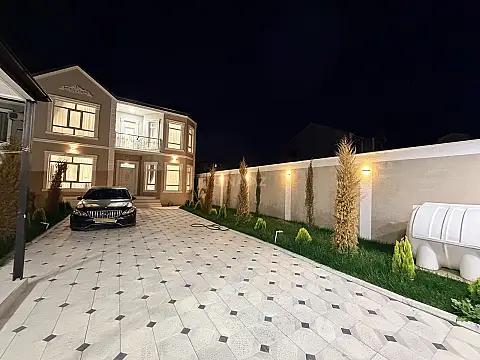 Satılır 6 otaqlı həyət evi 200 m²