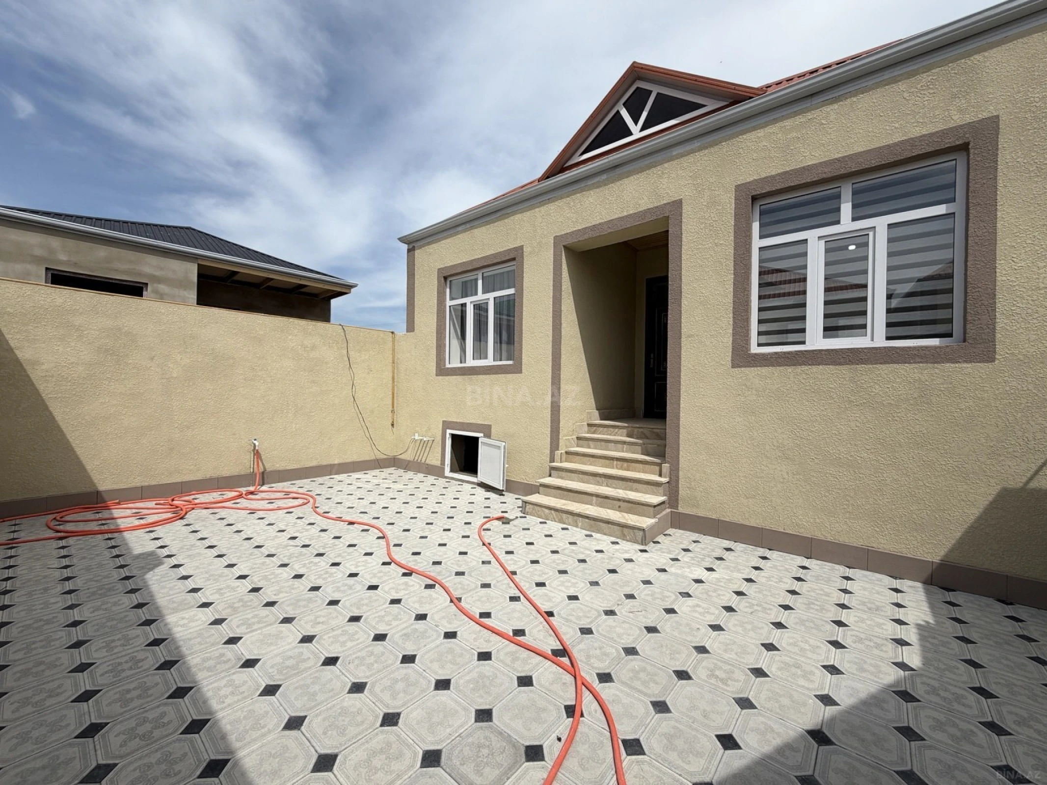 Satılır 3 otaqlı həyət evi 90 m²