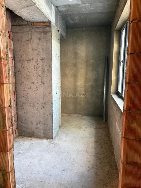 Satılır 3 otaqlı mənzil 106 m²