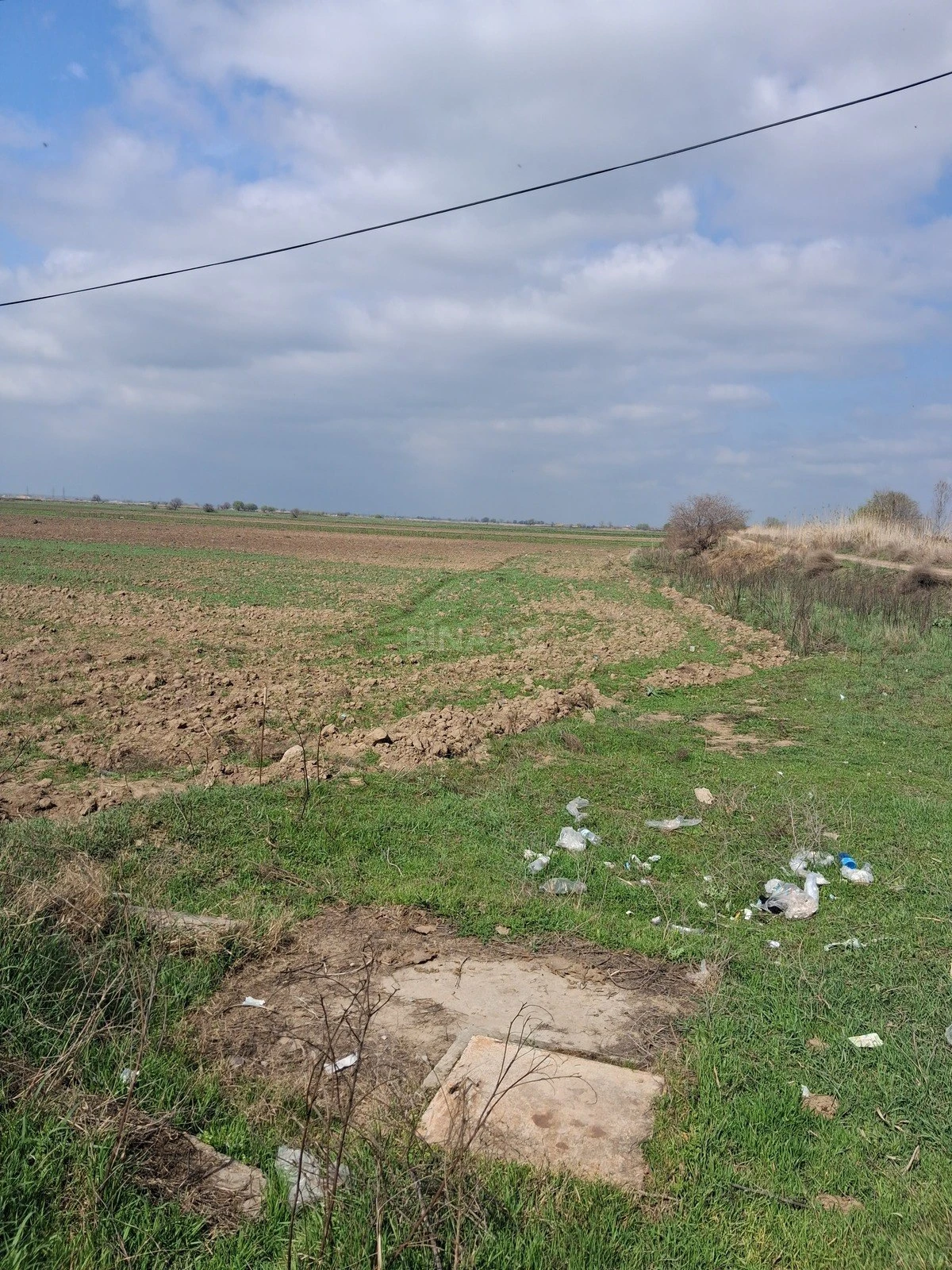 Satılır torpaq sahəsi 6000 m²