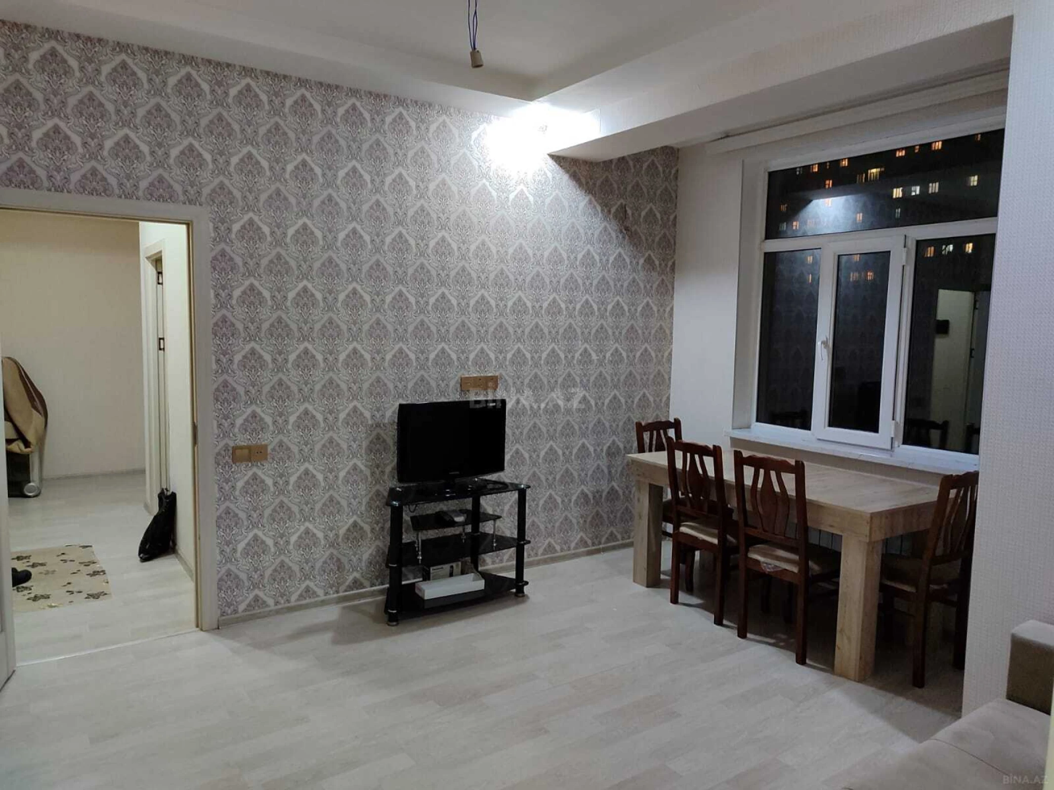 Kirayə verilir 2 otaqlı mənzil 50 m²