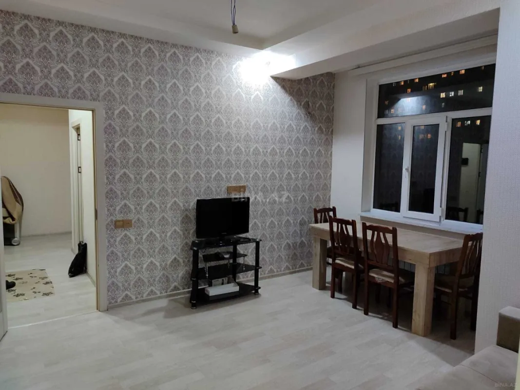 Kirayə verilir 2 otaqlı mənzil 50 m²