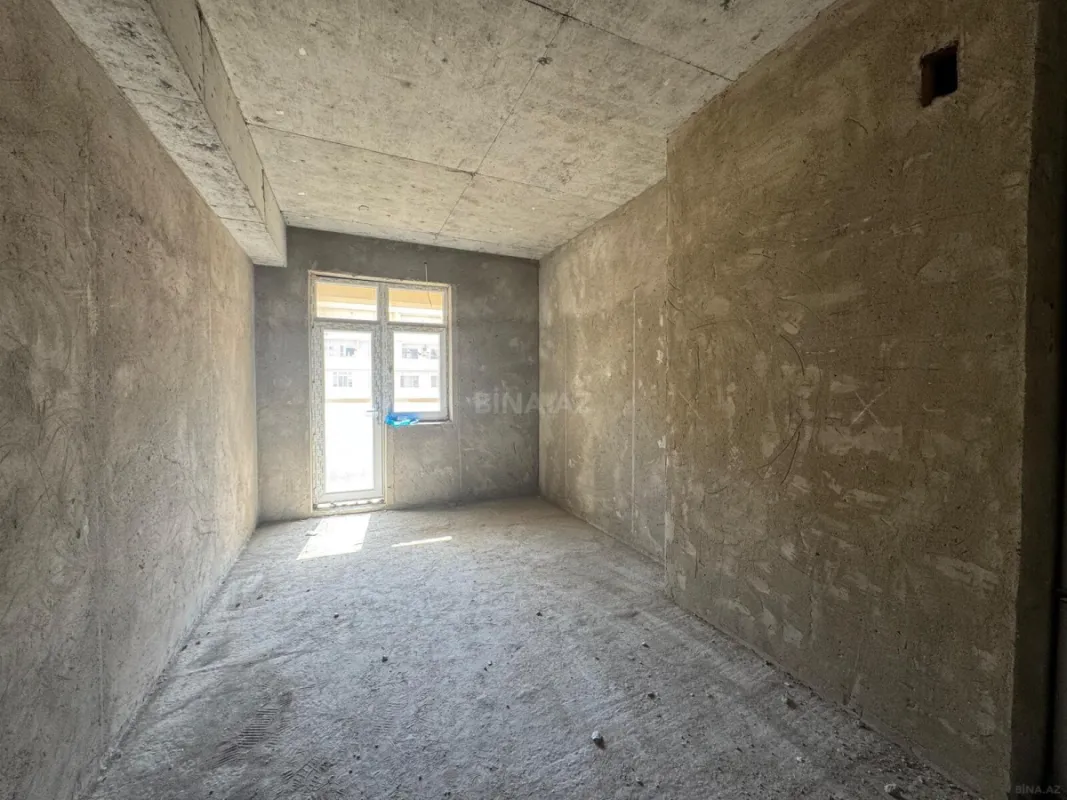 Satılır 3 otaqlı mənzil 156 m²