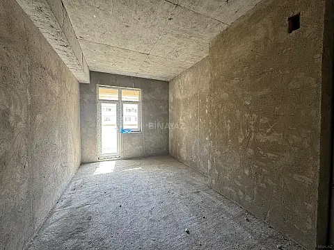 Satılır 3 otaqlı mənzil 156 m²