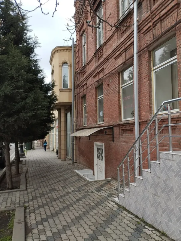 Kirayə verilir obyekt 20 m²