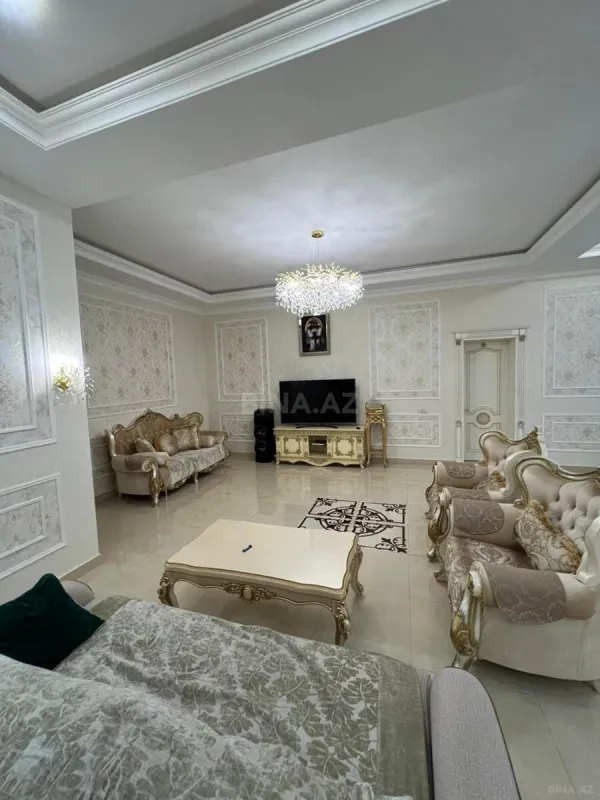 Kirayə verilir 7 otaqlı həyət evi 350 m²