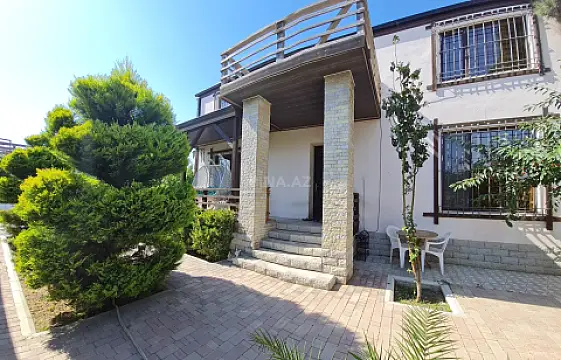 Kirayə verilir 5 otaqlı həyət evi 210 m²