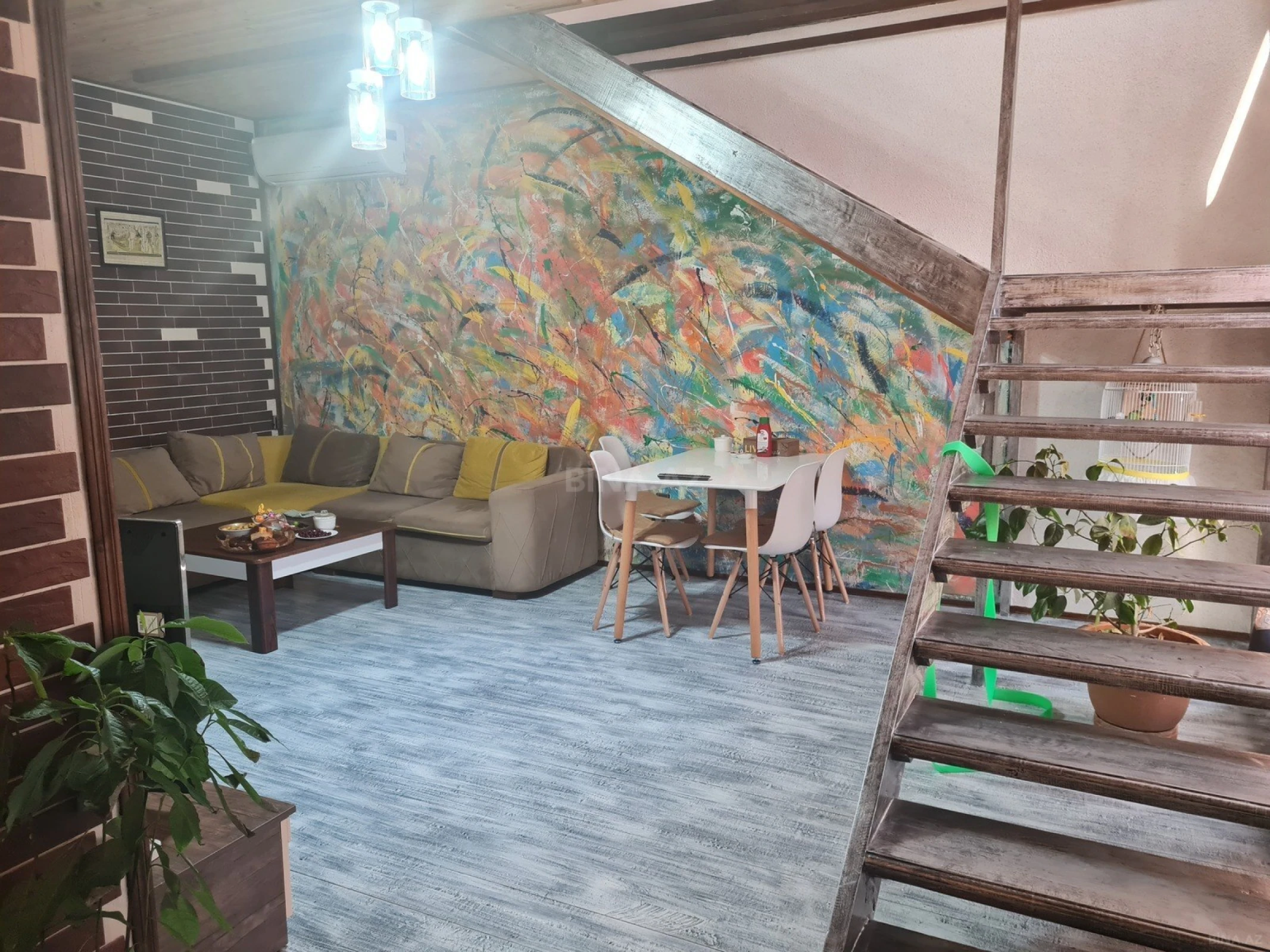 Kirayə verilir 5 otaqlı həyət evi 210 m²