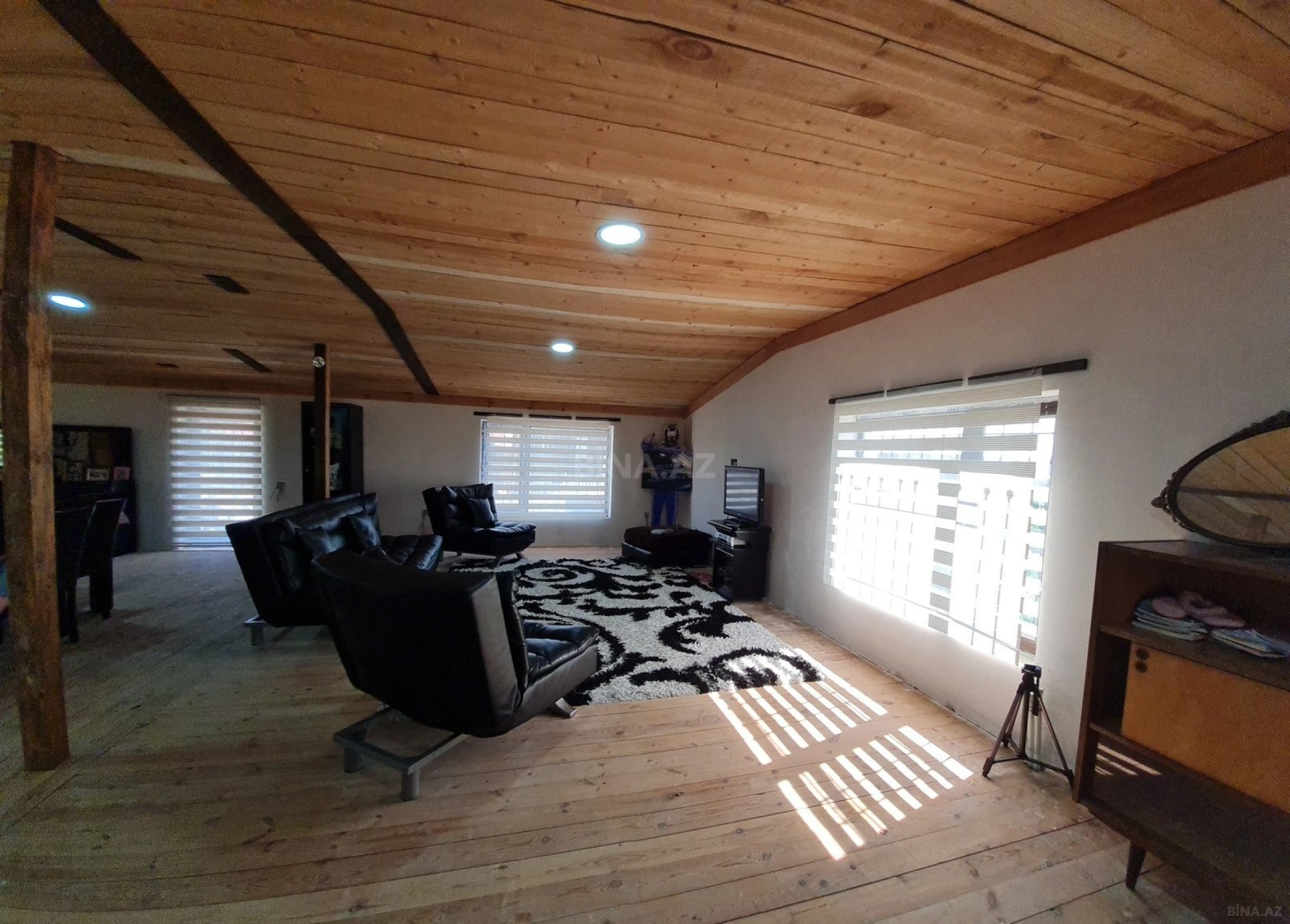 Kirayə verilir 5 otaqlı həyət evi 210 m²