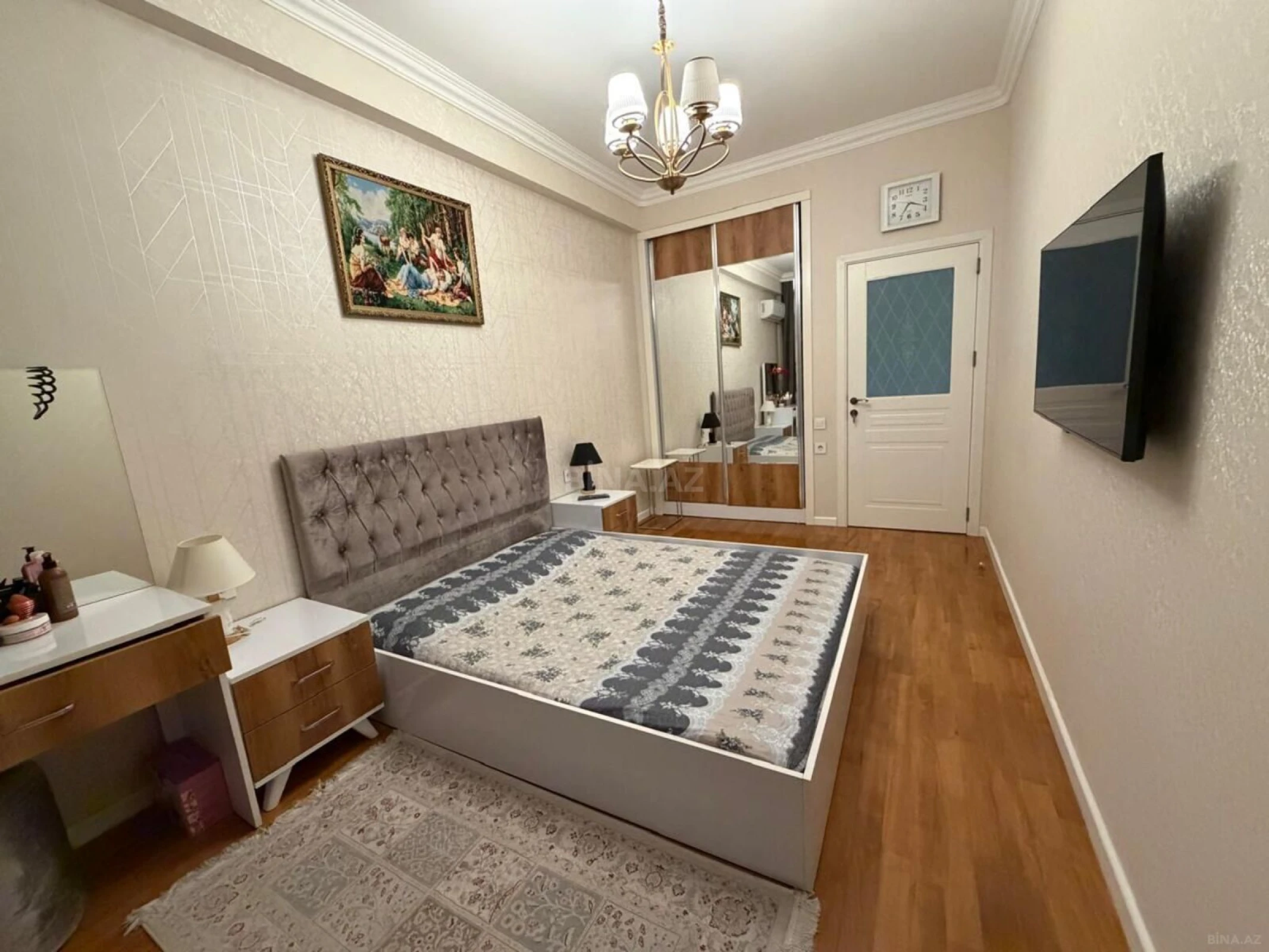 Satılır 2 otaqlı mənzil 75 m²