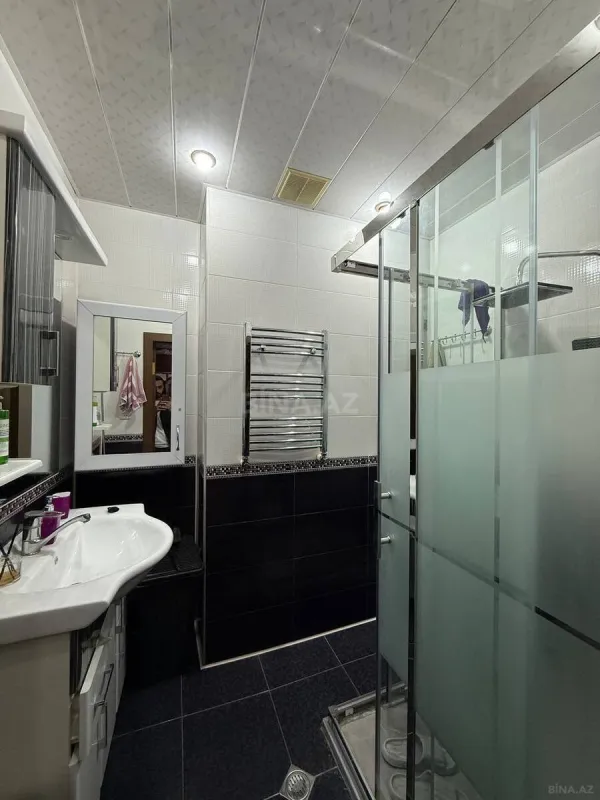 Satılır 3 otaqlı mənzil 108 m²