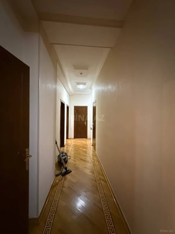 Satılır 3 otaqlı mənzil 108 m²