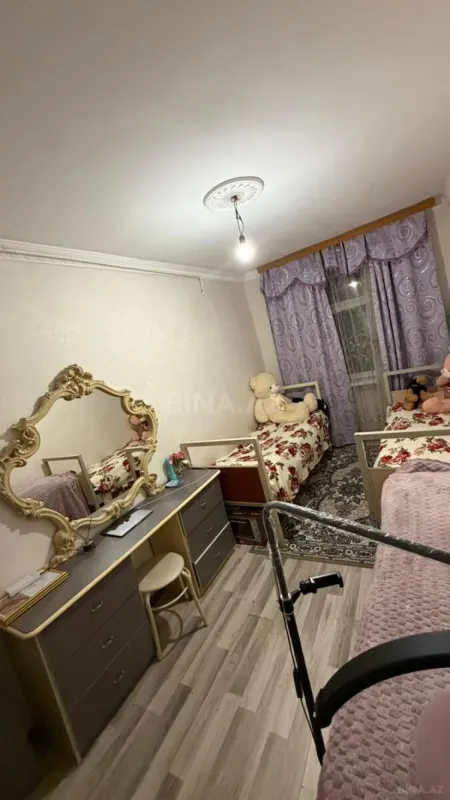 Satılır 3 otaqlı mənzil 55 m²