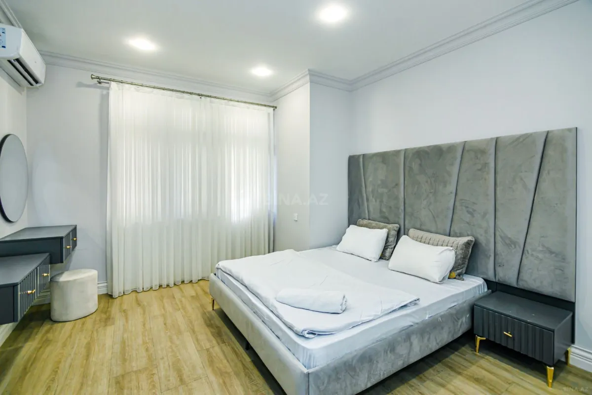 Kirayə verilir 5 otaqlı mənzil 250 m²