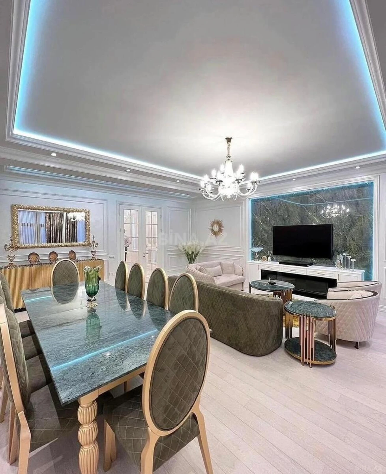 Satılır 2 otaqlı mənzil 104 m²