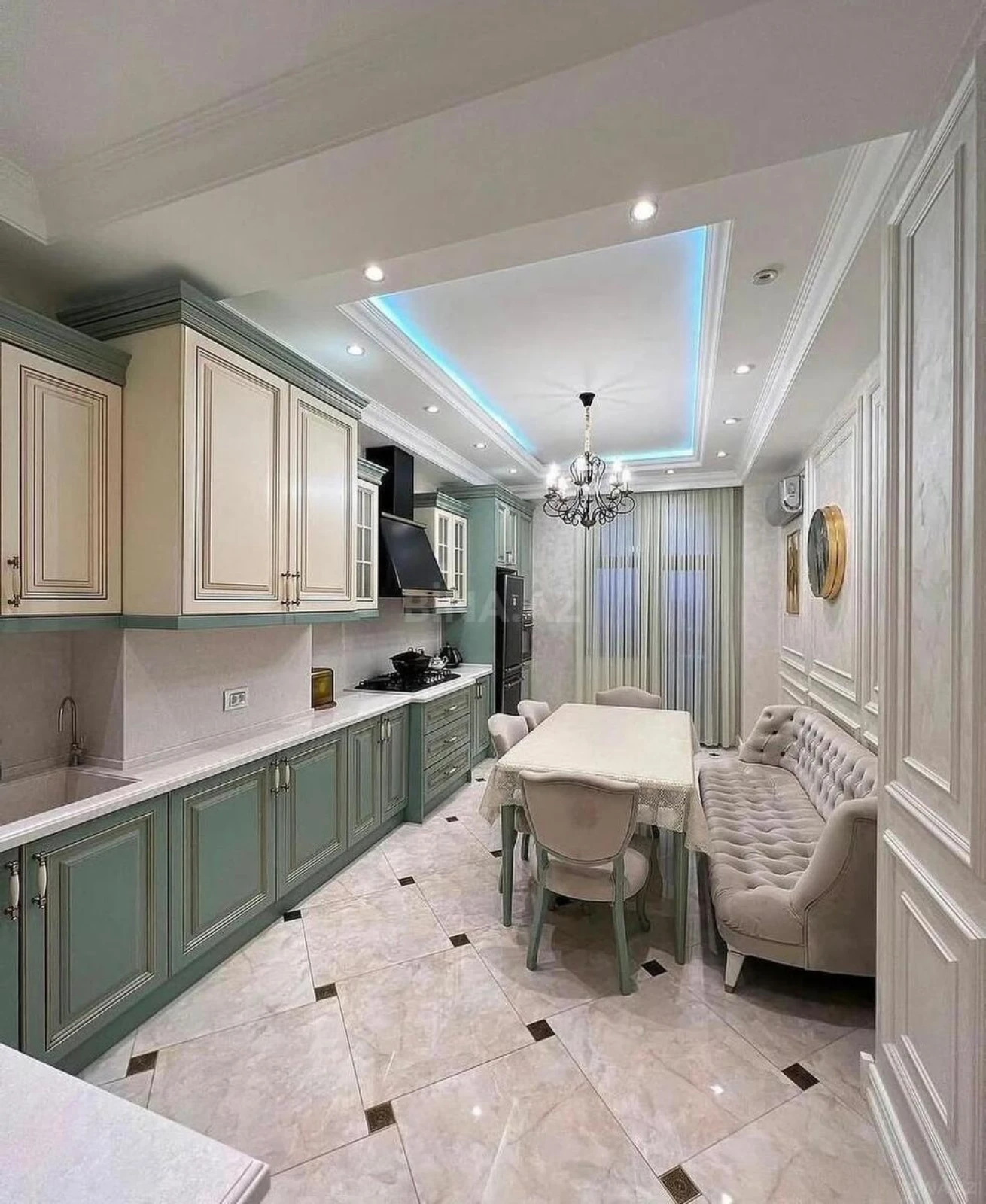 Satılır 2 otaqlı mənzil 104 m²