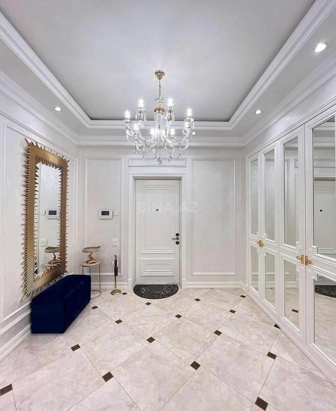 Satılır 2 otaqlı mənzil 104 m²