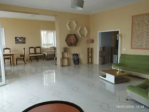 Satılır 4 otaqlı həyət evi 180 m²