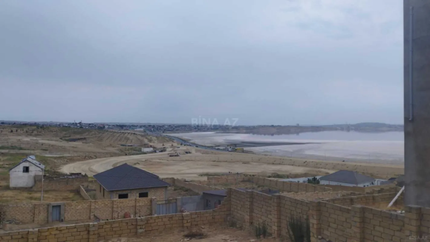 Satılır 4 otaqlı həyət evi 180 m²