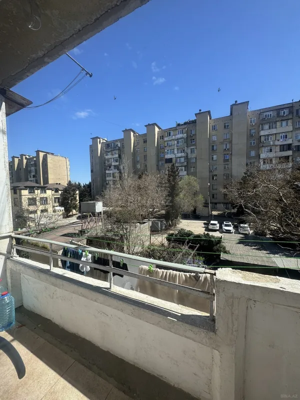 Satılır 2 otaqlı mənzil 60 m²