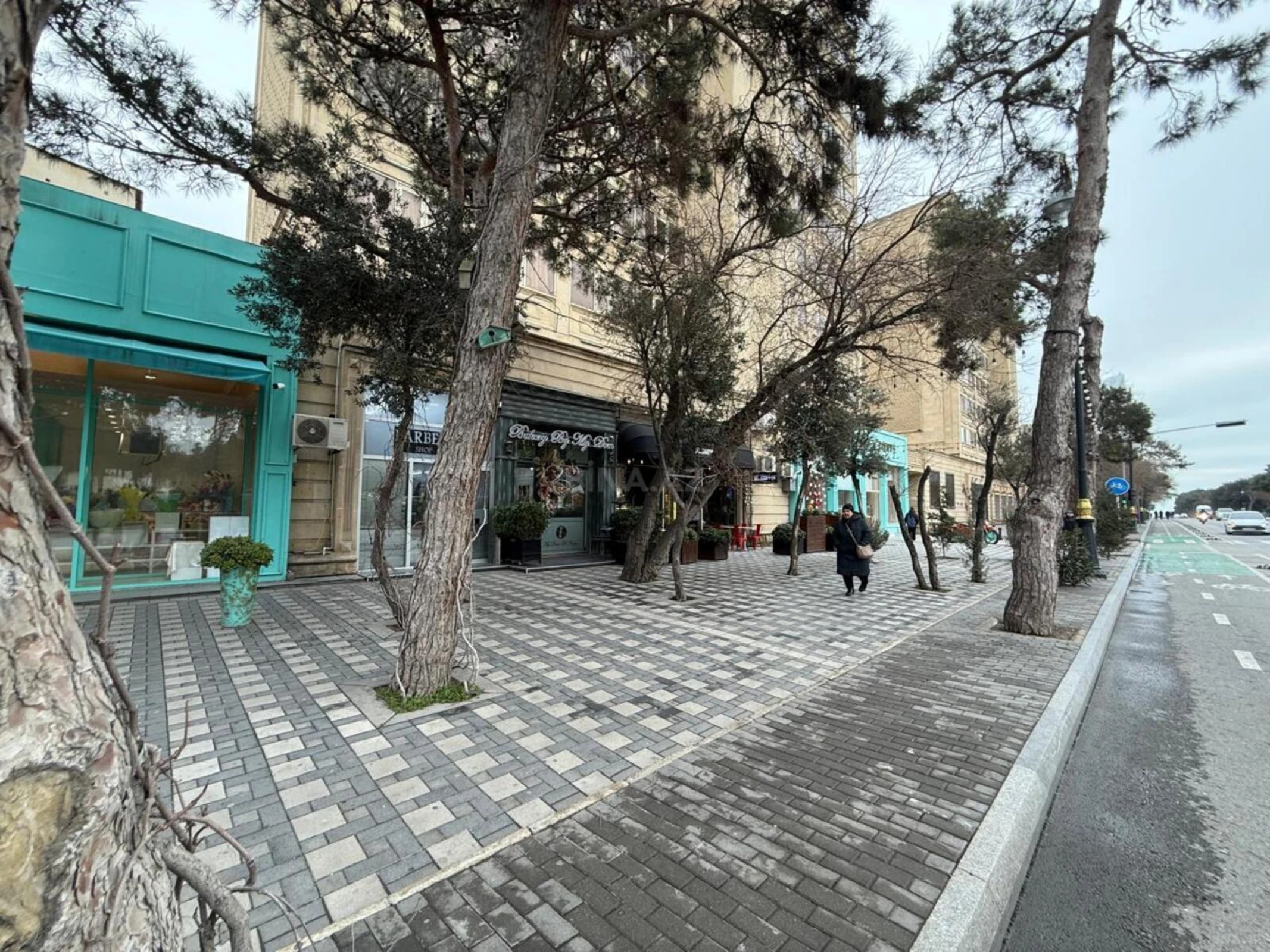 Kirayə verilir obyekt 75 m²