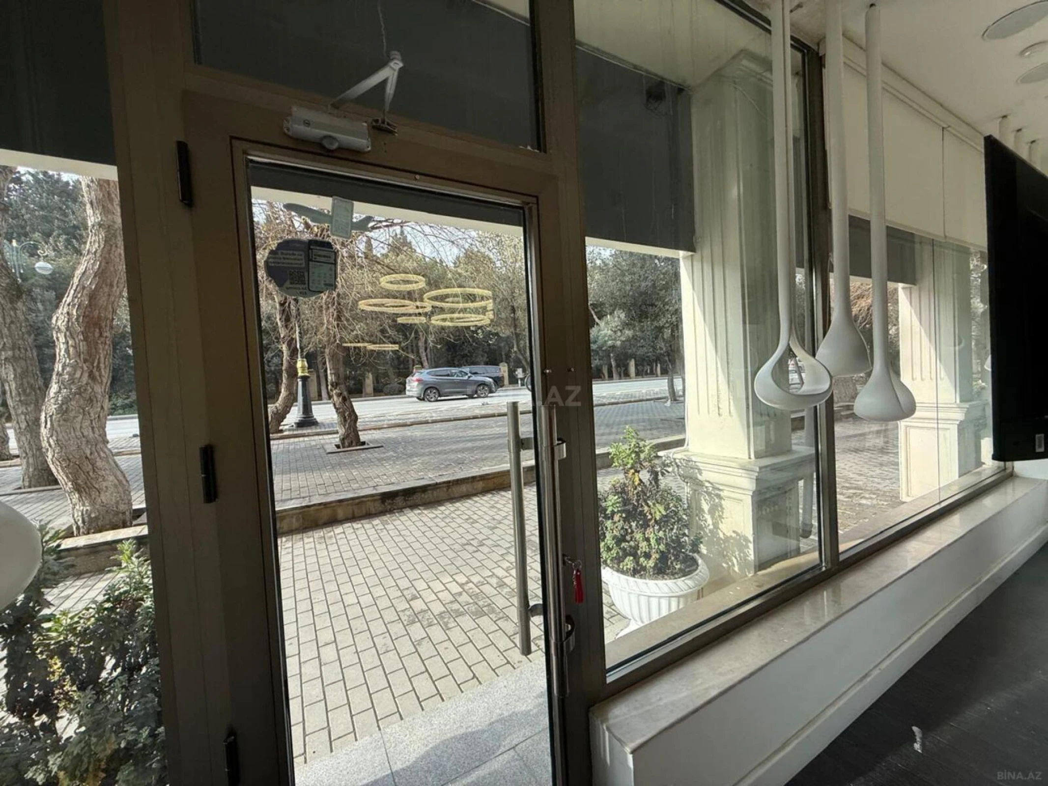 Kirayə verilir obyekt 75 m²