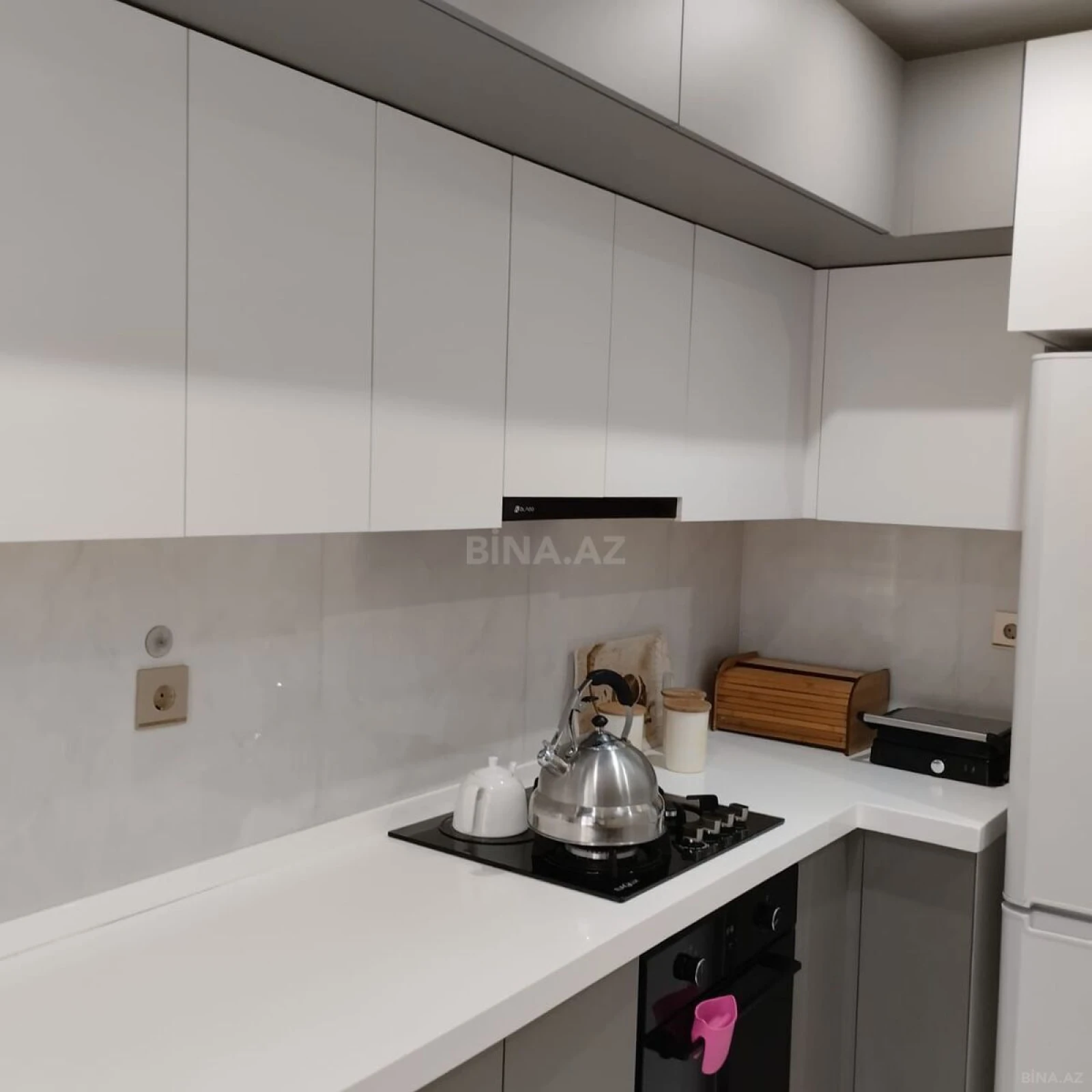 Satılır 4 otaqlı mənzil 85 m²