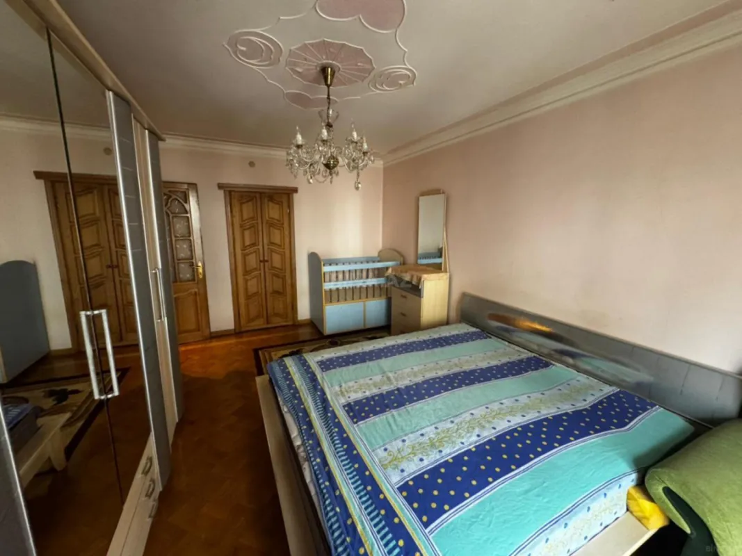 Kirayə verilir 3 otaqlı mənzil 120 m²