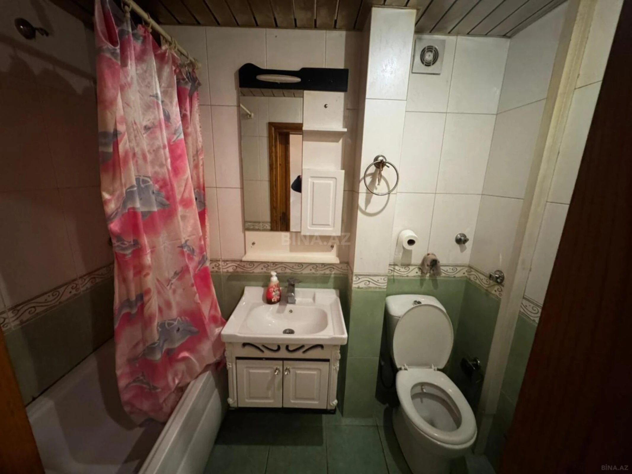 Kirayə verilir 3 otaqlı mənzil 120 m²