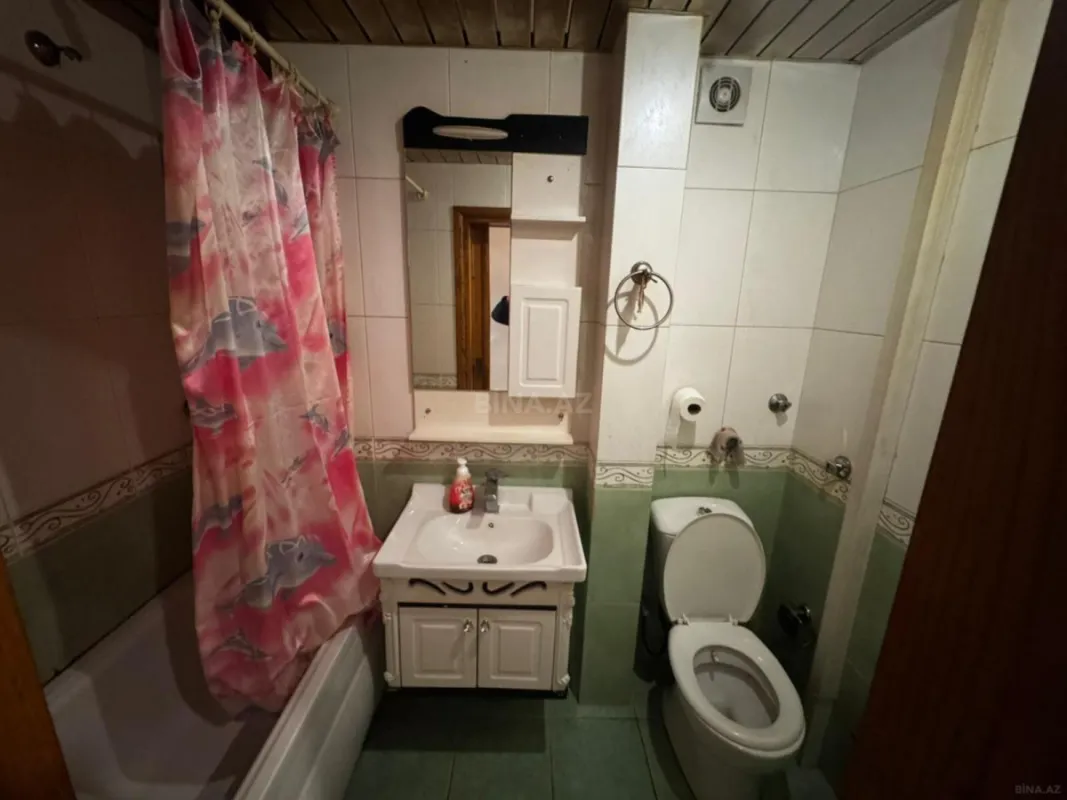 Kirayə verilir 3 otaqlı mənzil 120 m²