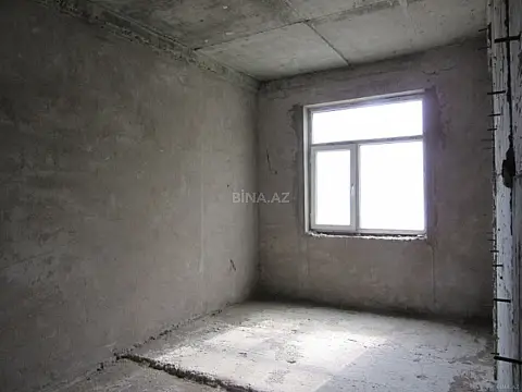 Satılır 3 otaqlı mənzil 130 m²