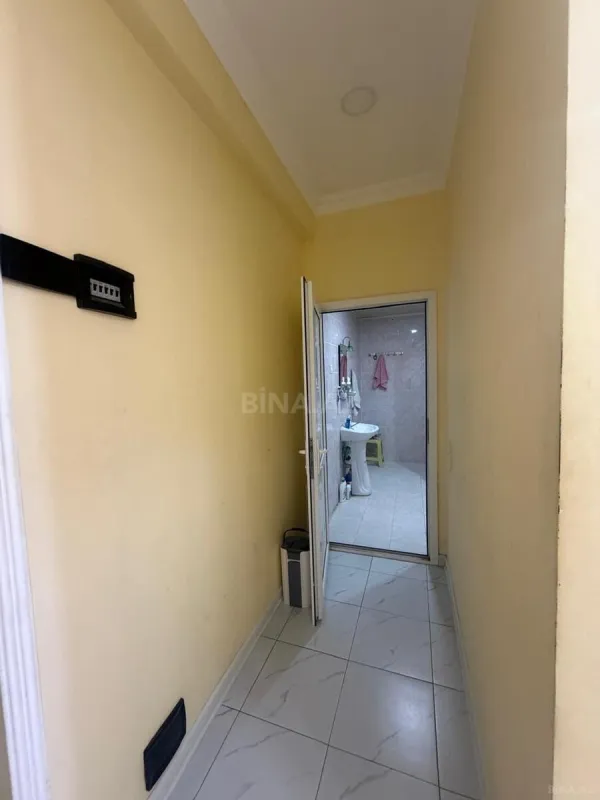 Kirayə verilir 2 otaqlı mənzil 67 m²