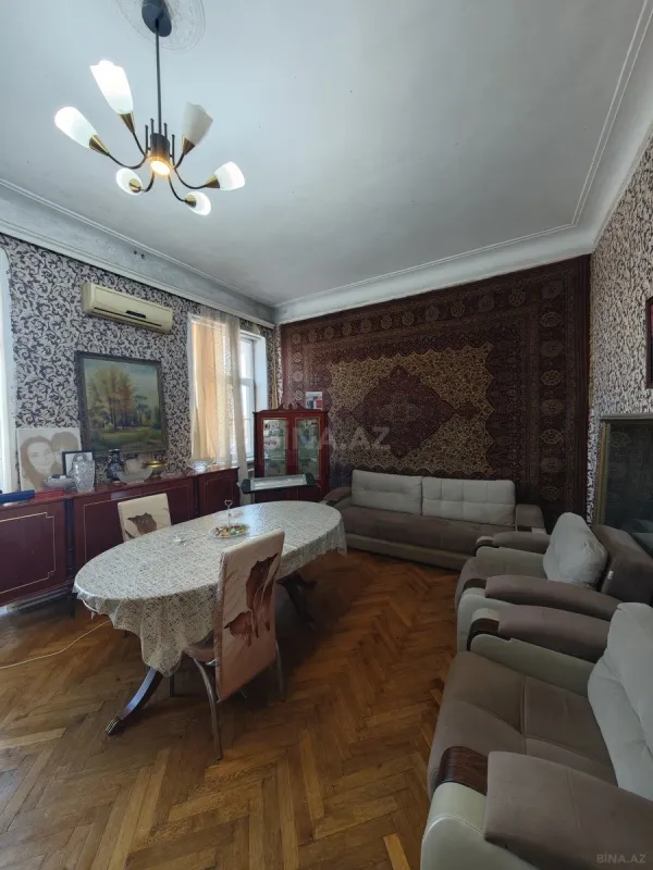 Satılır 3 otaqlı mənzil 90 m²