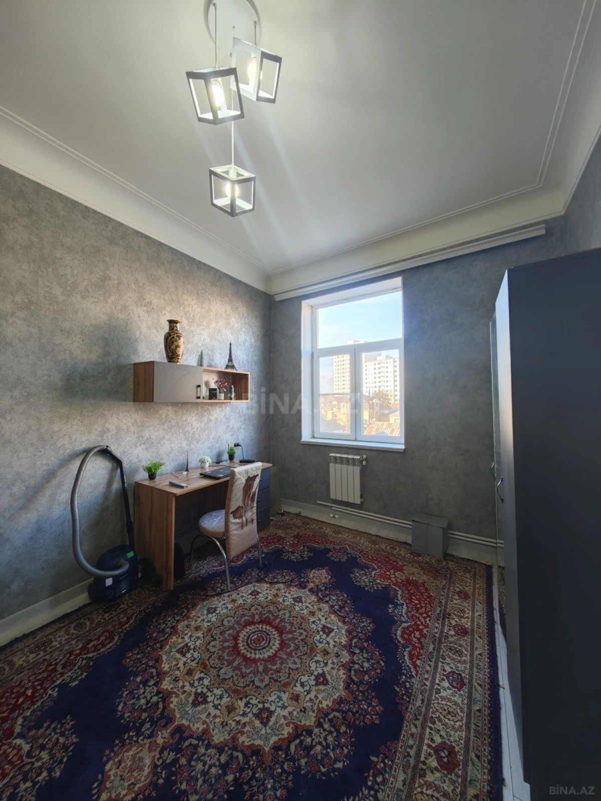 Satılır 3 otaqlı mənzil 90 m²