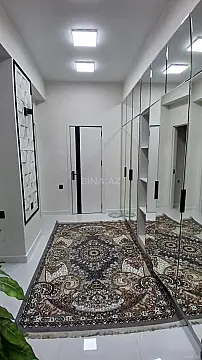 Kirayə verilir 2 otaqlı mənzil 67 m²