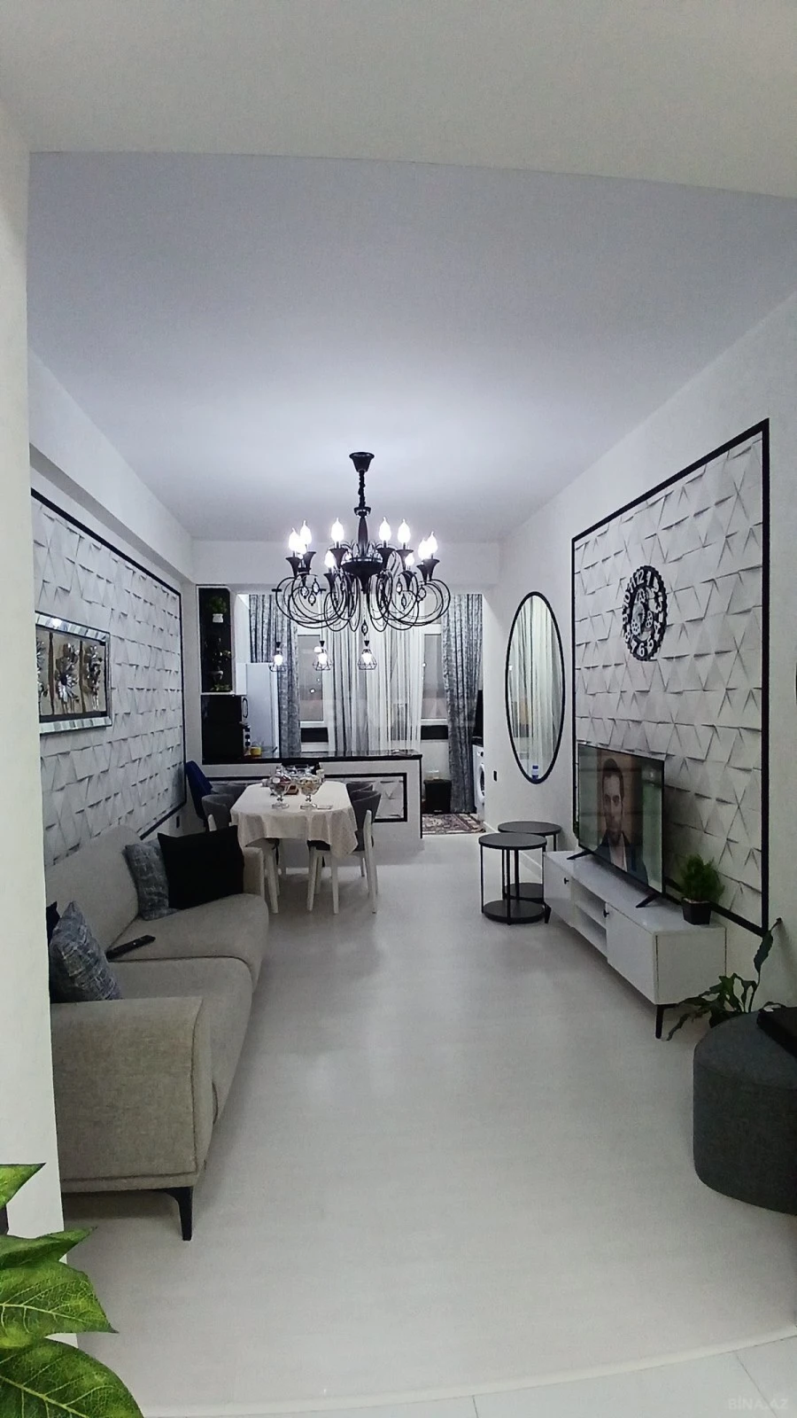 Kirayə verilir 2 otaqlı mənzil 67 m²