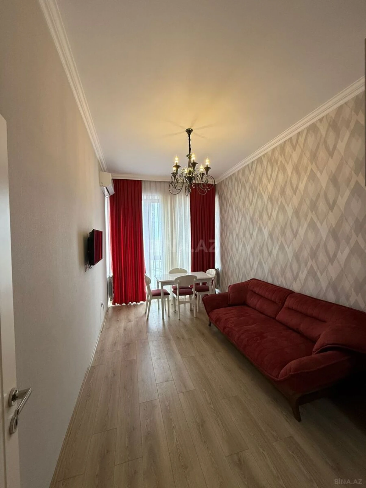 Kirayə verilir 2 otaqlı mənzil 65 m²