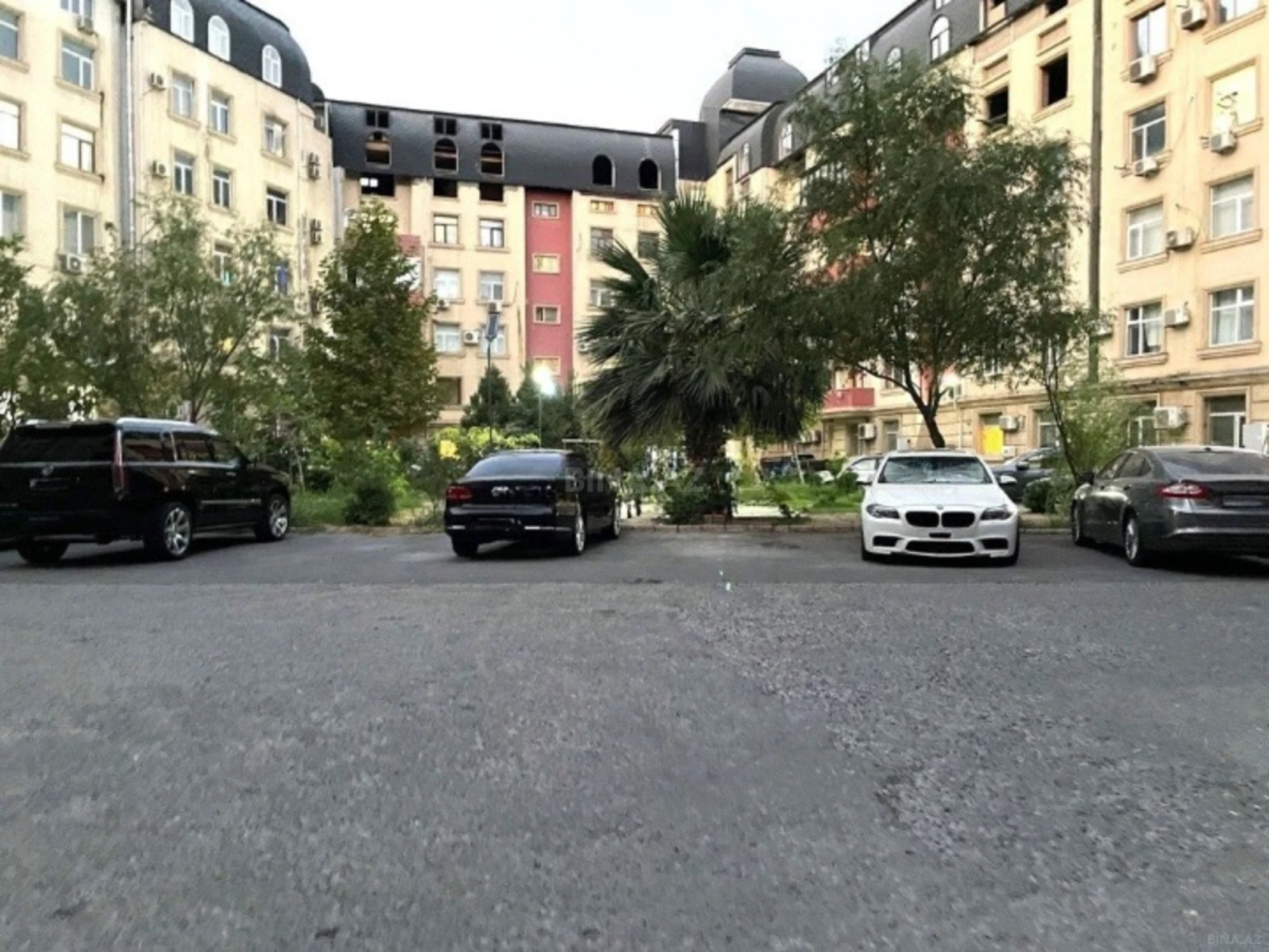 Satılır 3 otaqlı mənzil 100 m²