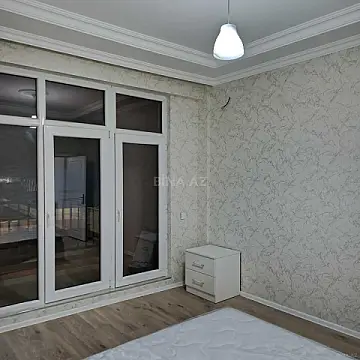 Kirayə verilir 2 otaqlı mənzil 45 m²