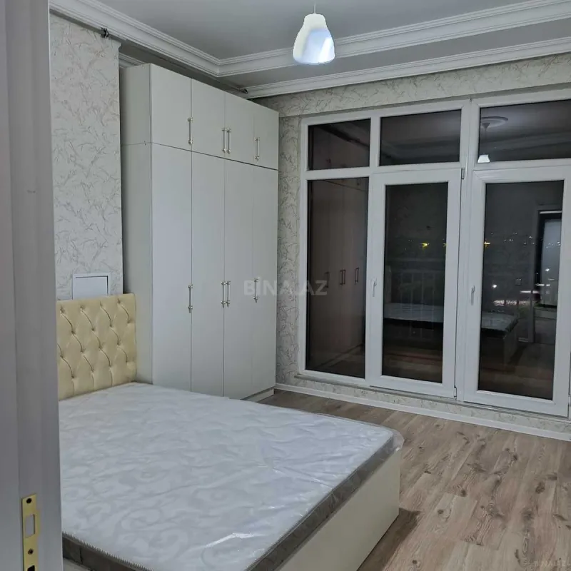 Kirayə verilir 2 otaqlı mənzil 45 m²