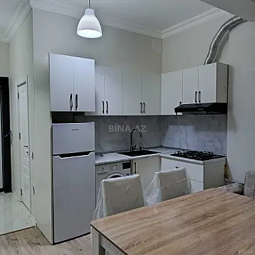Kirayə verilir 2 otaqlı mənzil 45 m²