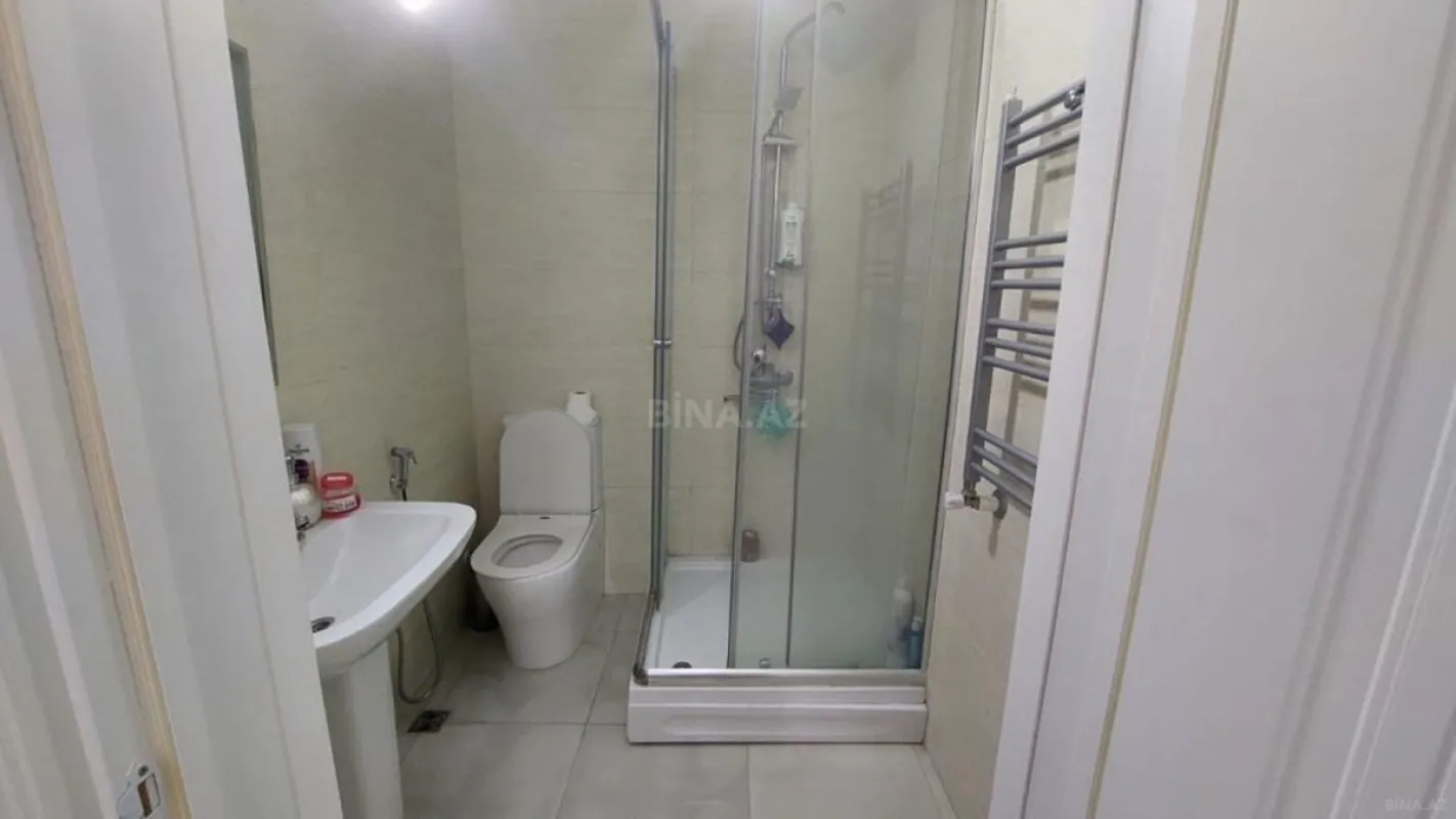 Satılır 2 otaqlı mənzil 64 m²