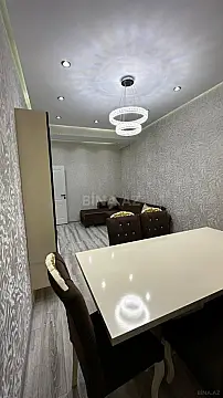 Satılır 2 otaqlı mənzil 81 m²