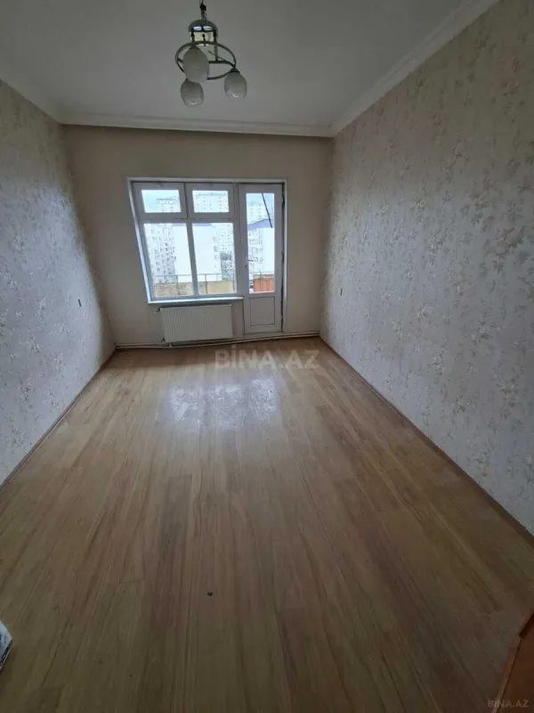 Kirayə verilir 4 otaqlı mənzil 90 m²