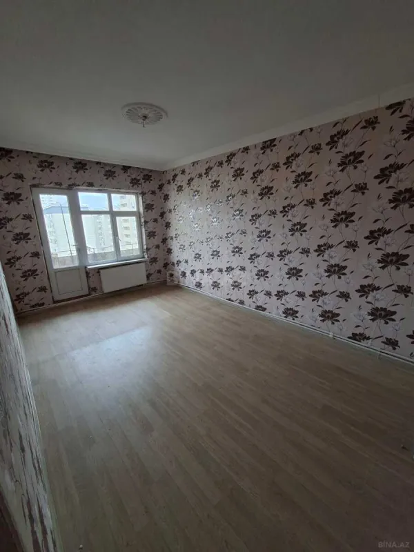 Kirayə verilir 4 otaqlı mənzil 90 m²