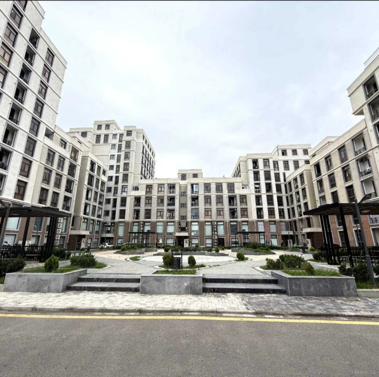 Kirayə verilir 3 otaqlı mənzil 65 m²