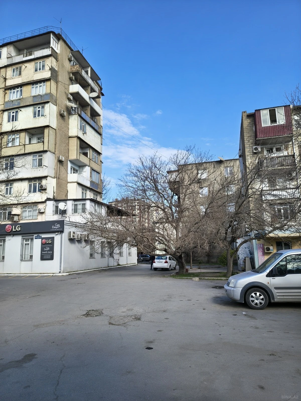 Satılır 1 otaqlı mənzil 40 m²